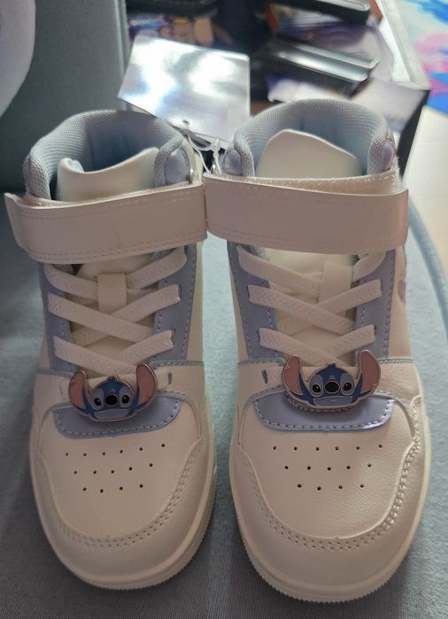 Buty ze  Stitch 28