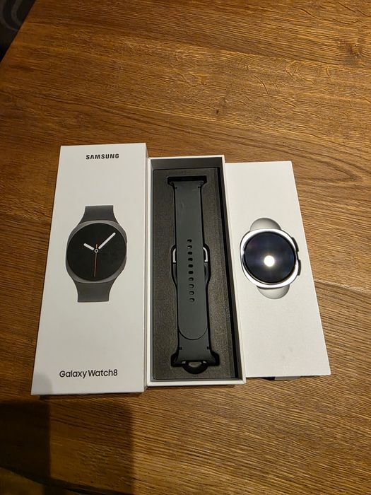 Samsung Galaxy Watch8 SM‑L335F LTE eSim
