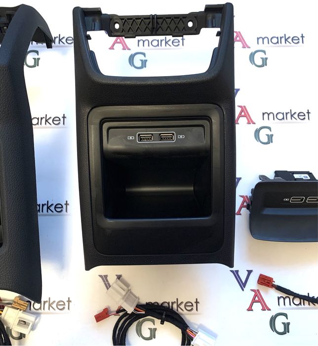 USB зарядка для задніх пасажирів Skoda Octavia Superb Kodiaq