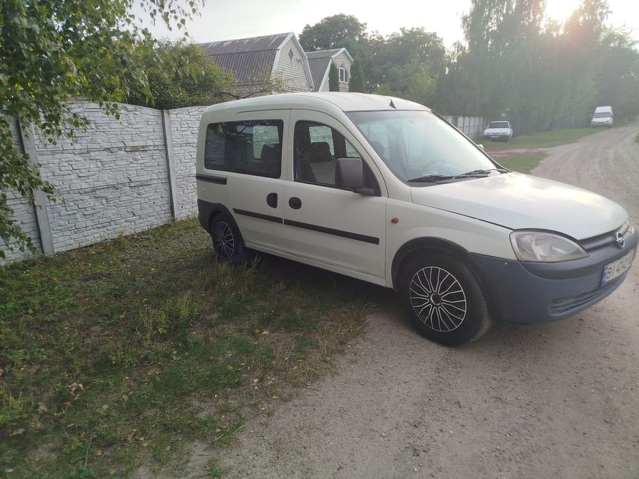 Опель комбо пасажир