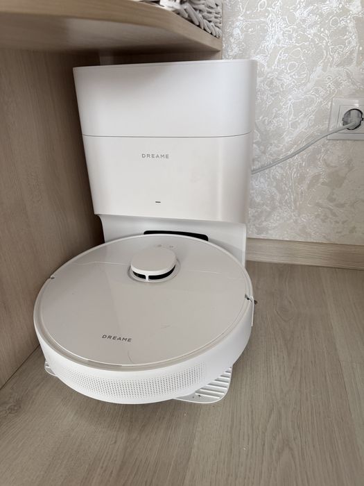 Продам робот пылесос Робот-пилосос Dreame Bot D10 Plus Gen 2 White (RLD32GD)