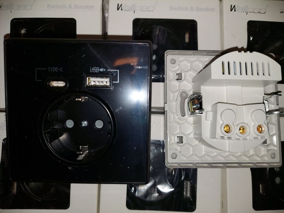 Розетка 220В з USB та Type-C Олх доставка