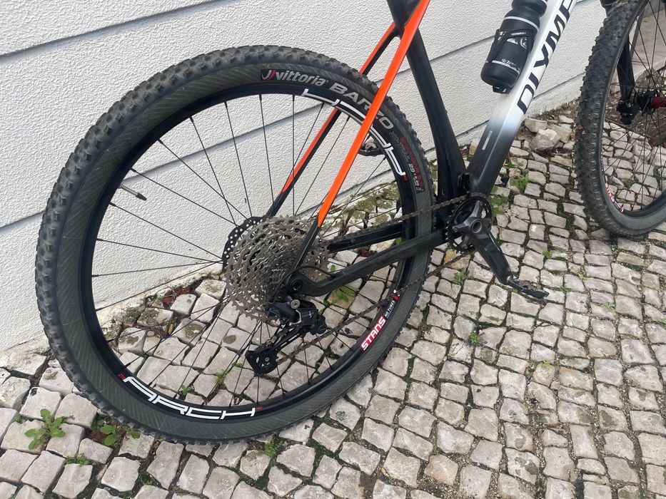 Bicicleta BTT Olímpia F1 carbono