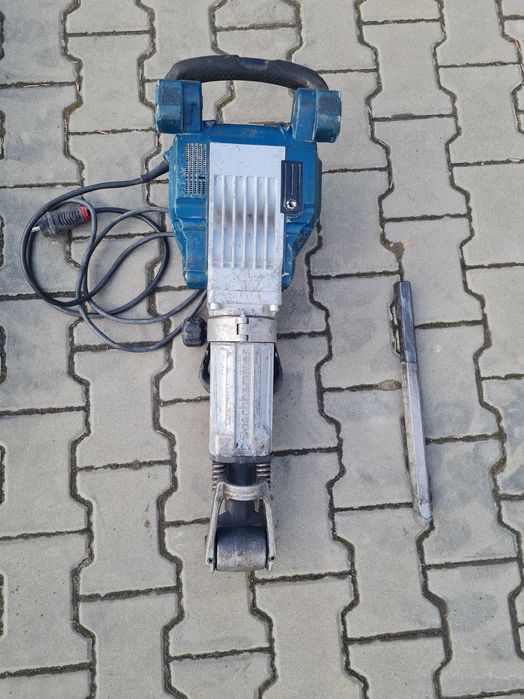 Młot wyburzeniowy GSH 16-28 + groty