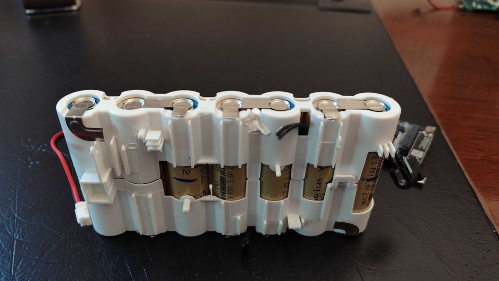 Аккумулятор Li-ion 18650 3,6В  2Ah або збірка 7S1P