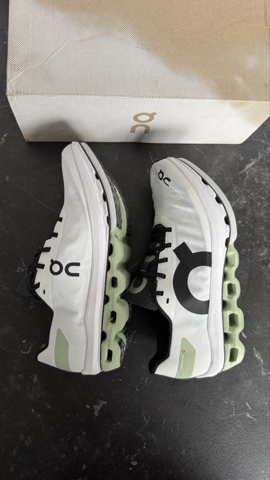 ON Cloudboom Echo „White / Black” | rozmiar 40.5 EU | Nowe, oryginalne