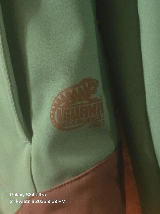 Kurtka bluza sportowa trekkingowa SOFTSHELL IGUANA rozmiar M/L.
