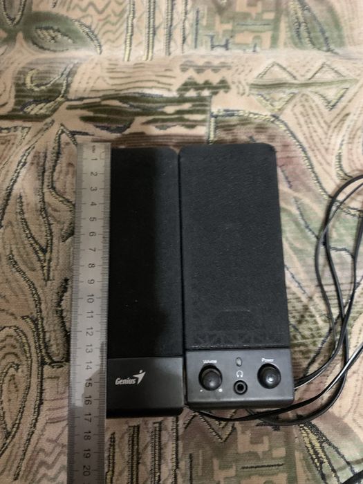 Продам колонки для ноутбука / Гелиус/б/у
