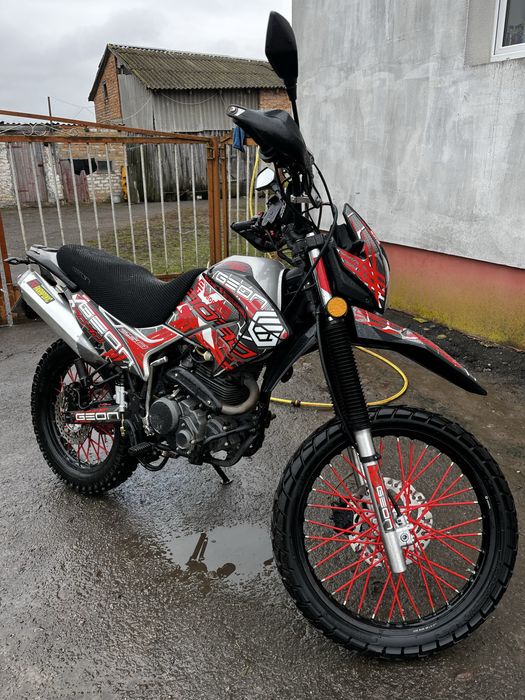 В продажі Geon X-road 250