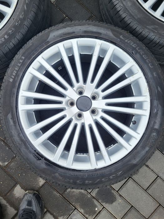 Alufelgi 18' 5x100 VW 235/45/18 Pirelli