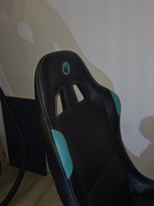 ZESTAW simrig nacon stelaż fotel Simracing+ Kierownica Logitech G920