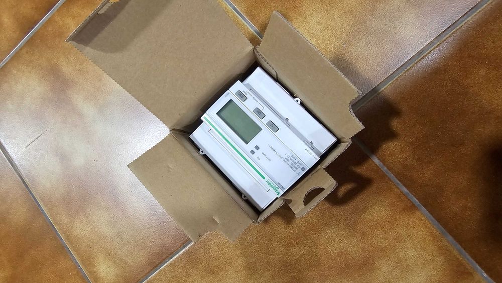 Schneider electric medidor de energia IEM3110 3P+N 63A