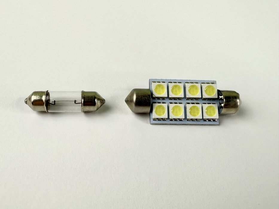 Lâmpada LED 12V p/ carro **nova**