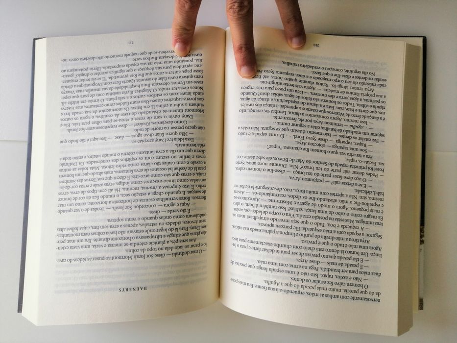 Livro A Guerra dos Tronos