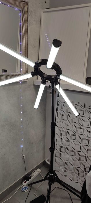 Lampa oświetleniowa 6 LED