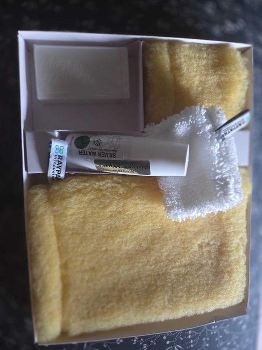 Raypath Zestaw Kosmetyczny SPA Peeling Demakijaż Skóry Twarzy mydełko nanos