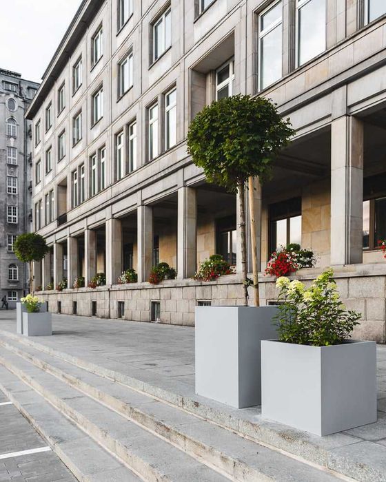 Donice z włókna szklanego na wymiar. Dowolny kolor. Imitacja betonu