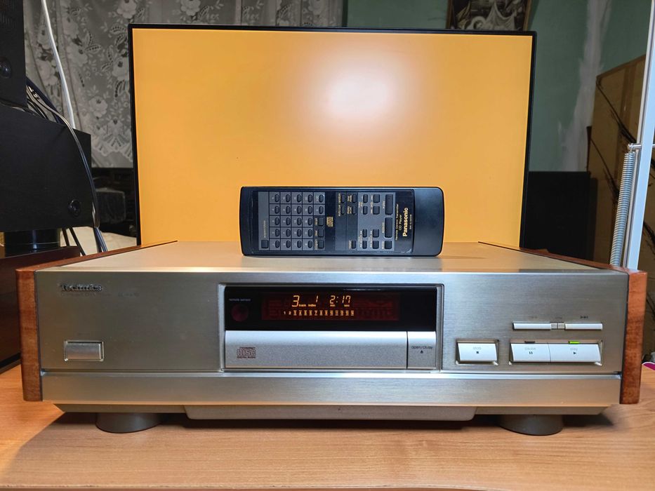 Technics Panasonic SL-PA10 transport CD Pilot