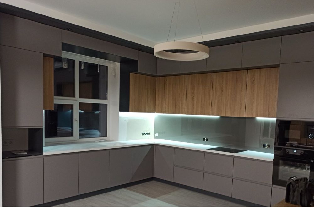 Меблі на замовлення. Власне виробництво