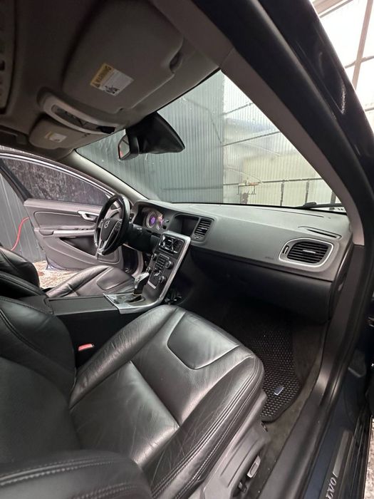 Volvo S60 2013 року
