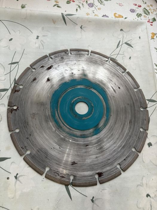 Диски для резки бетона и металла