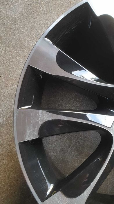 3044 - Jantes 18 5x114.3 Originais Hyundai i40, Kia, Renault