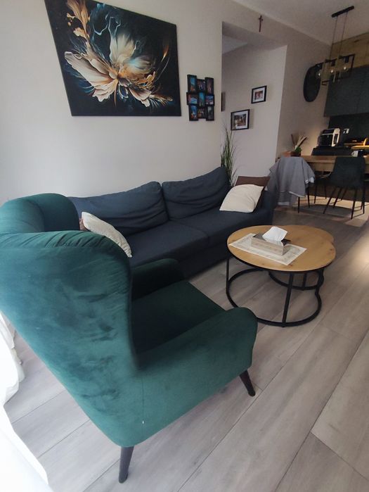 Kanapa wraz z fotelem (uszak)