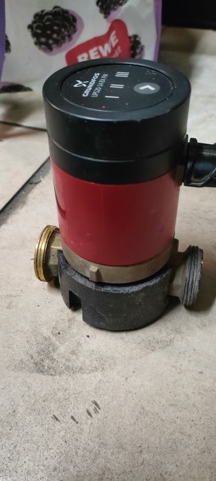 Pompa Grundfos UPS 20 14 BX PM