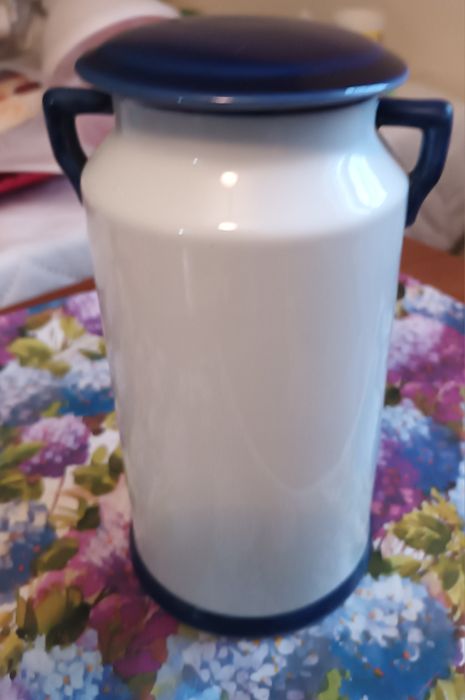 Peça decorativa - bilha de leite