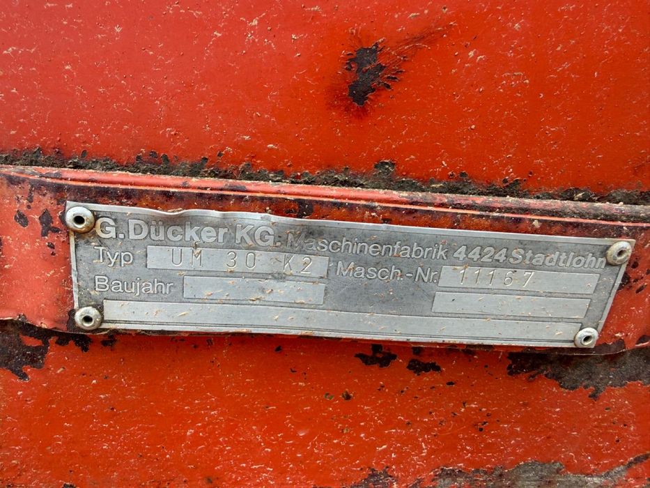 Mulczer Ducker.