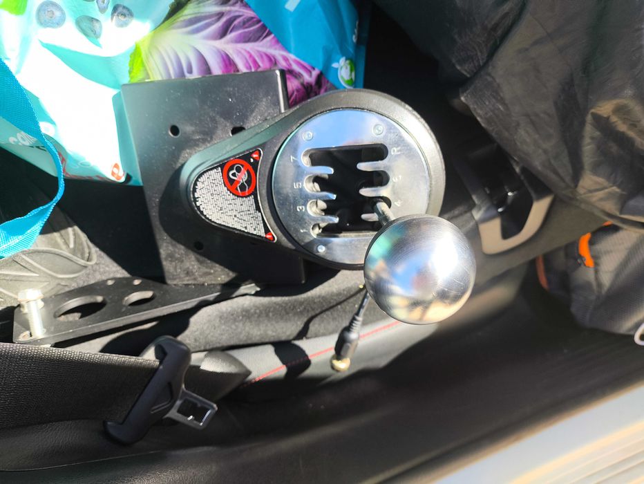 Vendo thrustmaster t300 RS GT + shifter + base