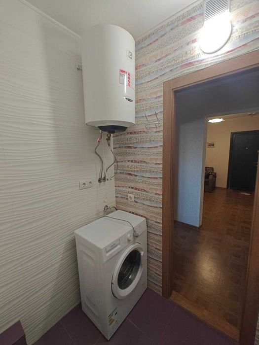 Продаж 1 кімнатної квартири вул.Ревуцького 54, ЖК Ревуцький