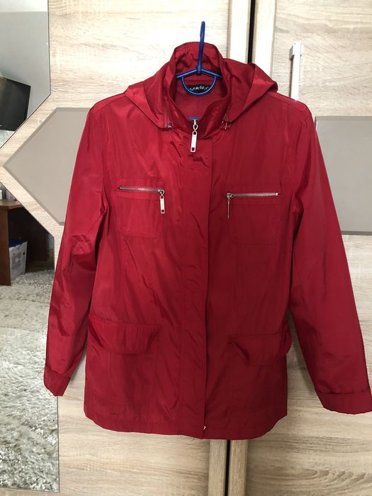 Куртка весняна вітровка L