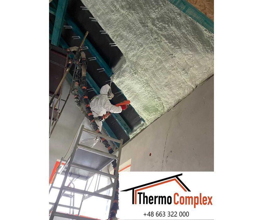 Ocieplenie pianą PUR, izolacja poddasza, stropu pianą, hydroizolacja