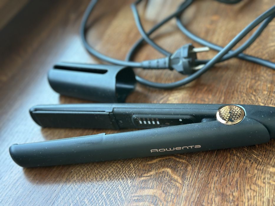 Вирівнювач волосся Rowenta Ultimate Experience SF8210