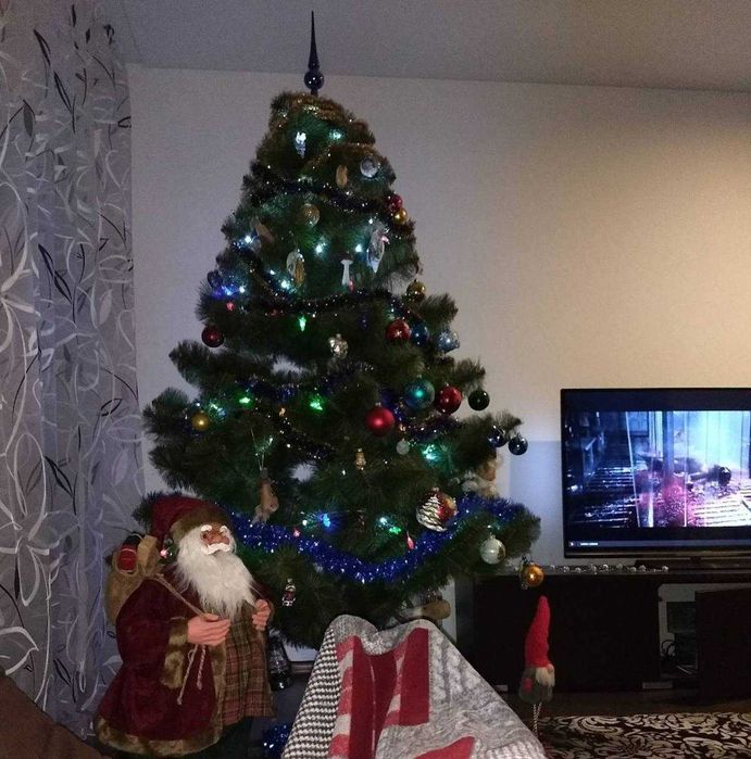 Штучна ялинка новорічна 2м