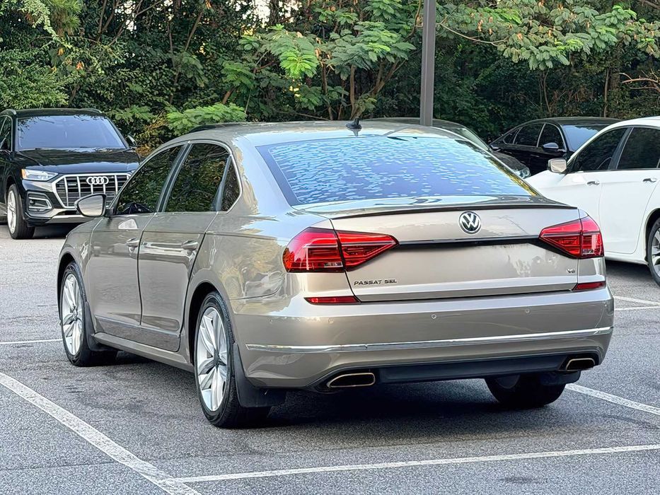 Volkswagen Passat      2016
