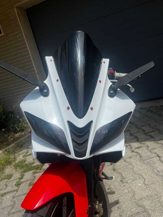 Yamaha yzf r125 2009