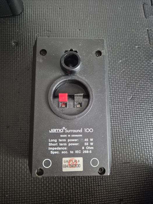 Kolumny satelity 2 szt. marki JAMO Surround SAT 100 o mocy 55 W
