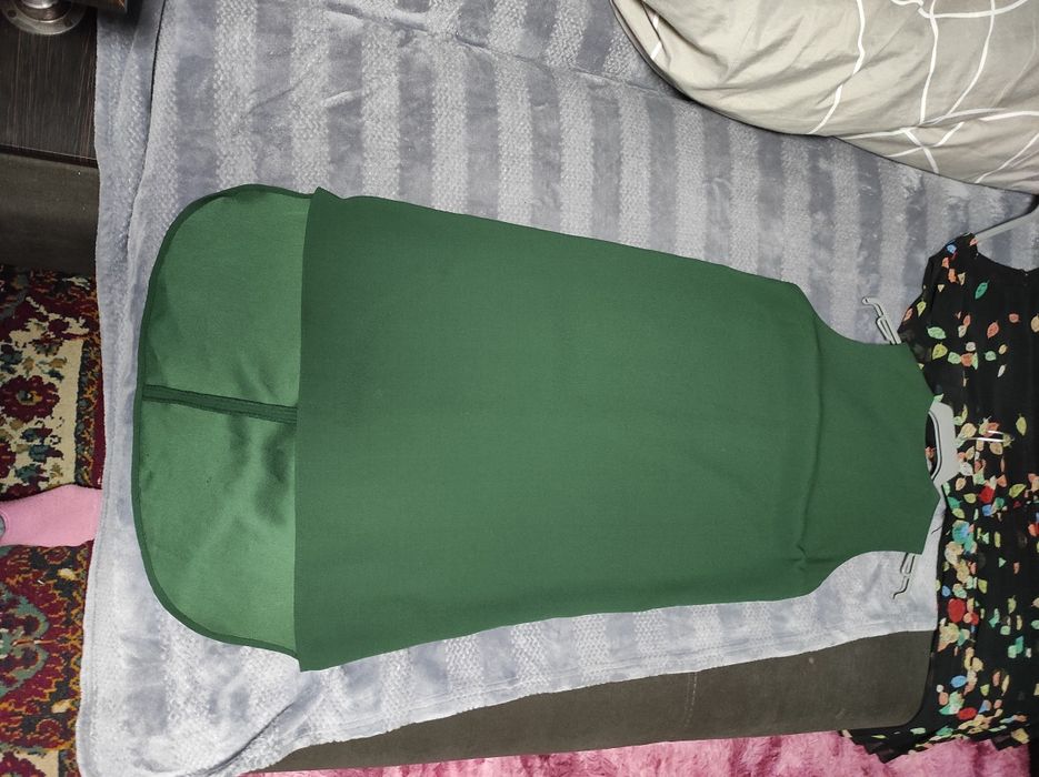 Продам свої плаття.