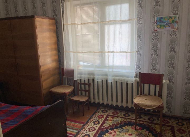 Продам 2-х комнатную квартиру на Грушевского Н.К.