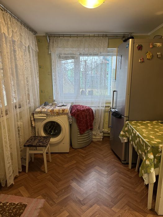 Будинок в селі Велика Снітинка