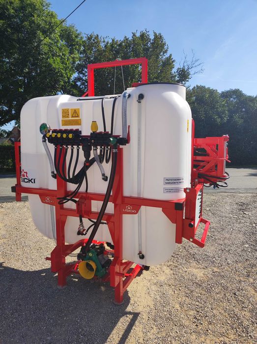 OPRYSKIWACZ zawieszany LISICKI zawór 3oprawa stabilizacja hydrauliczna