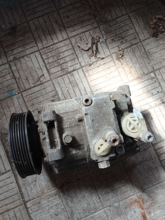 Продам компрессор кондиционера Шкода