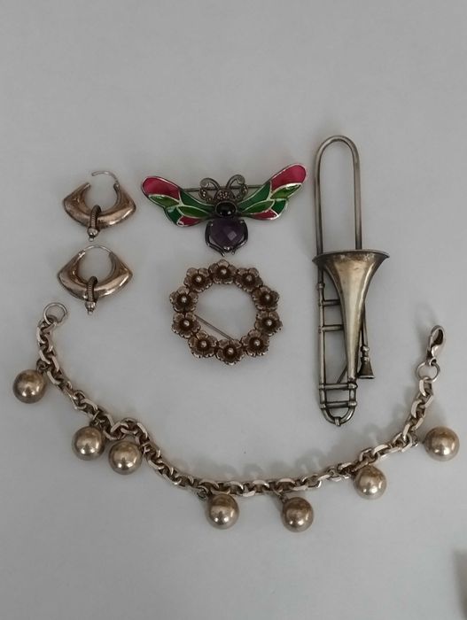 broszka srebrna puzon