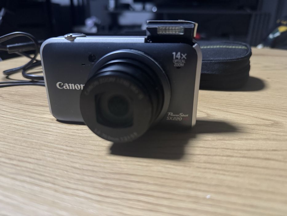 Цифровий Фотоапарат Canon PowerShot SX220 IS