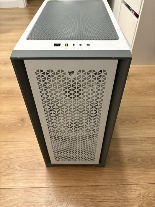 Obudowa PC Corsair NOWA