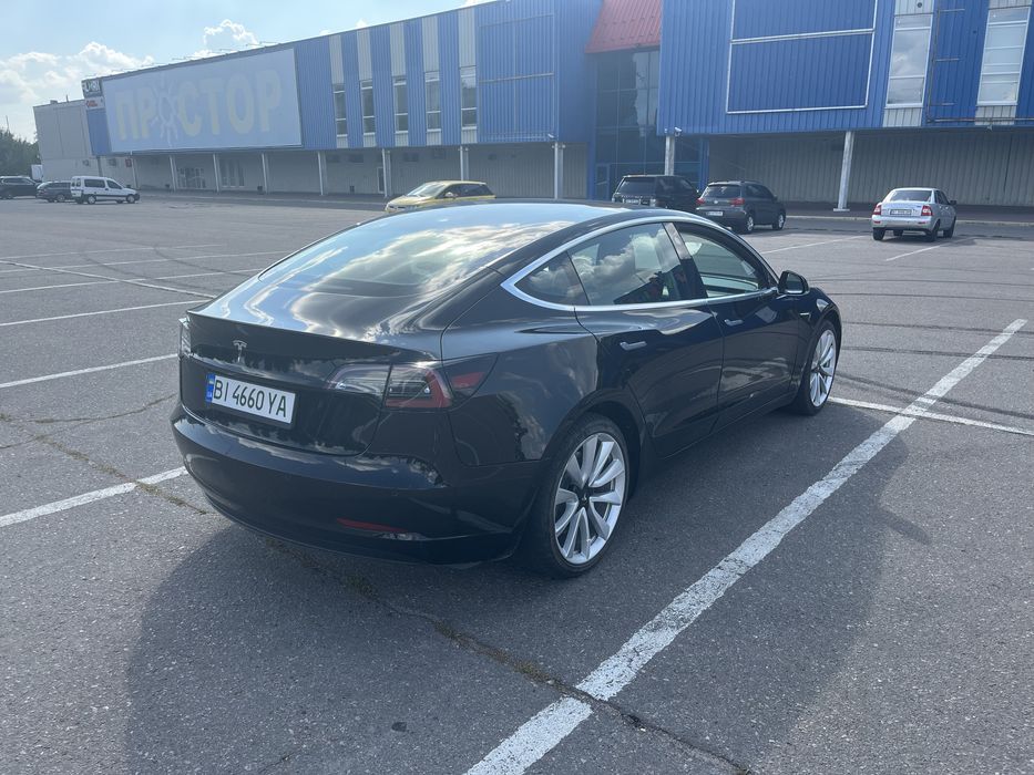 Tesla model 3 Standart Plus