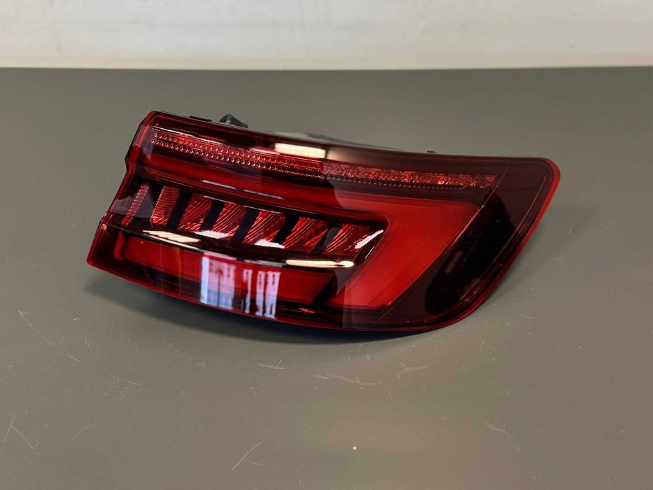 Lampy Tylne AUDI A4 B9 Przed Lift DYNAMIC