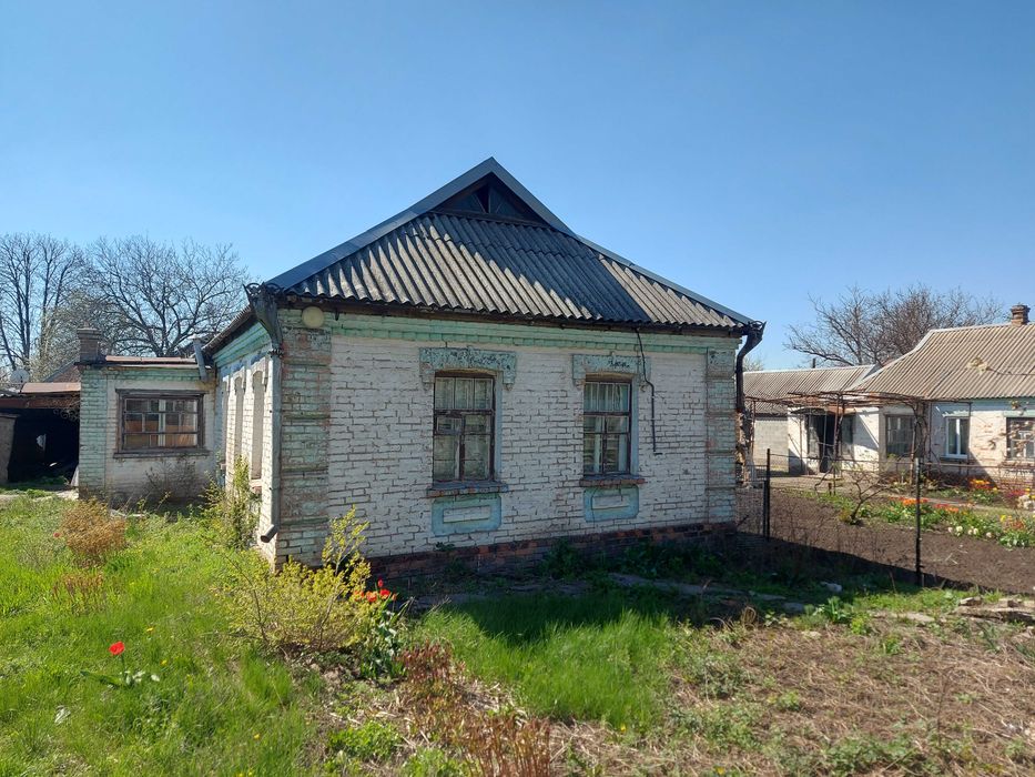 продам будинок по вул. Войкова 104